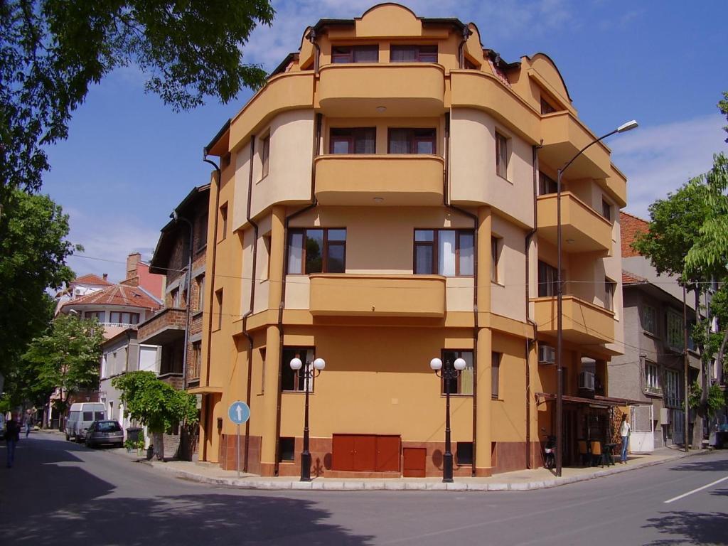 Hristovi Apartments & Studios Pomorie Exterior photo