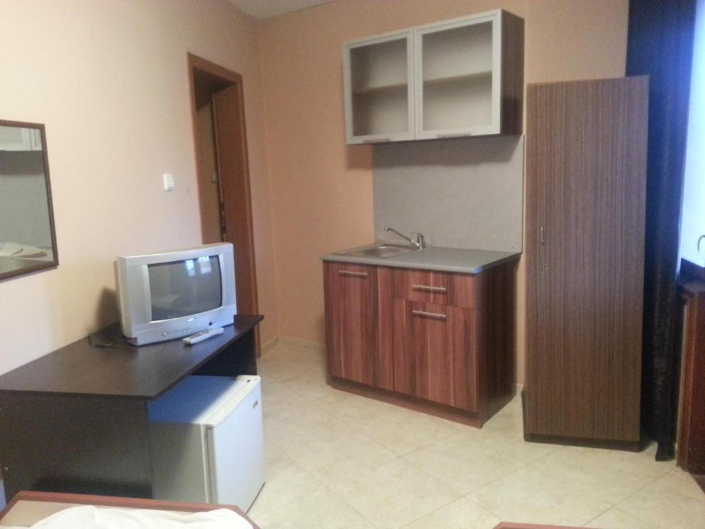 Hristovi Apartments & Studios Pomorie Room photo