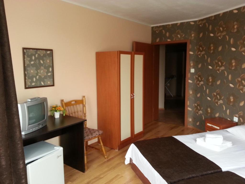 Hristovi Apartments & Studios Pomorie Room photo