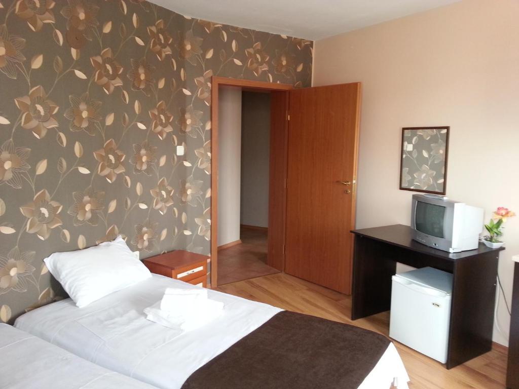 Hristovi Apartments & Studios Pomorie Room photo